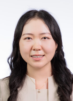 Portrait of Erin Suh